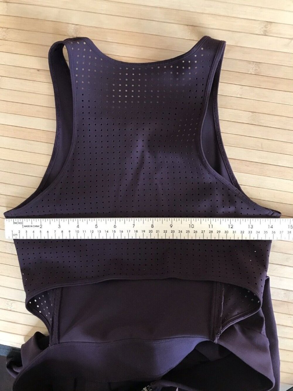 LULULEMON Away Dress Lycra Perforated Athleisure plum yellow Size 4-6 - Picture 8 of 8